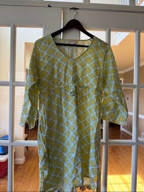 Lightweight Green Patterned Women’s Dress